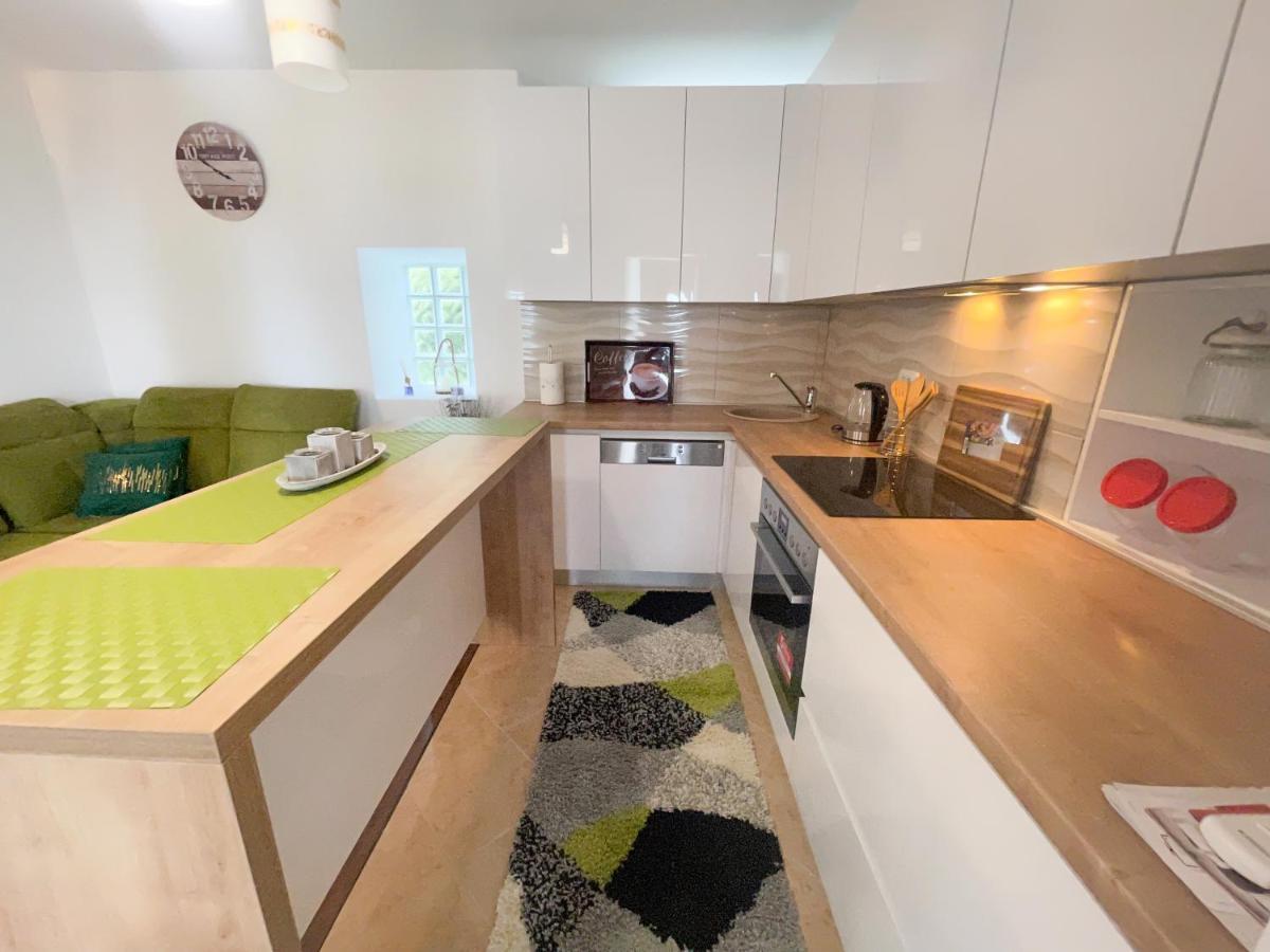 Apartmani Fabijan&Florijan Dramalj Buitenkant foto