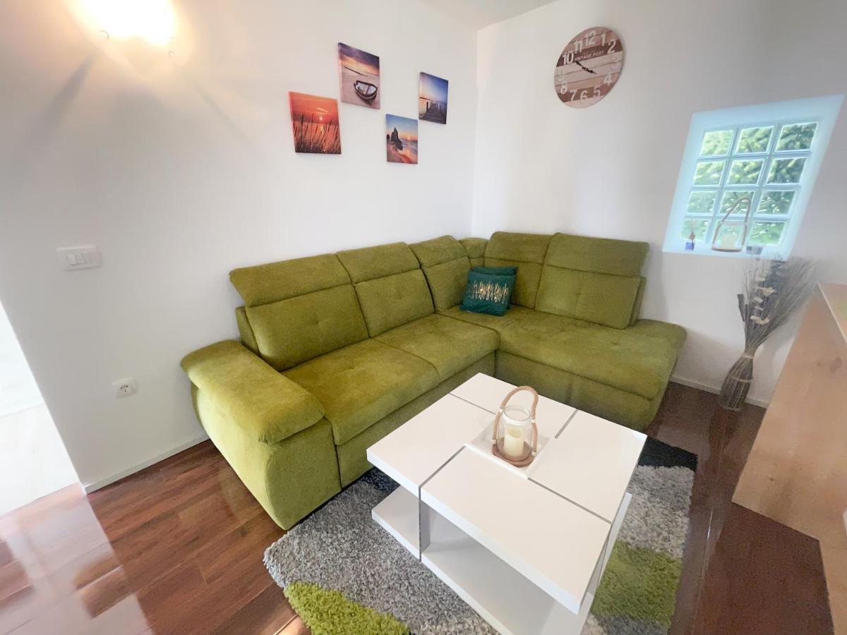 Apartmani Fabijan&Florijan Dramalj Buitenkant foto